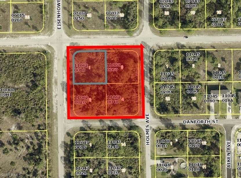 807 Eisenhower BLVD LEHIGH ACRES, FL 33974