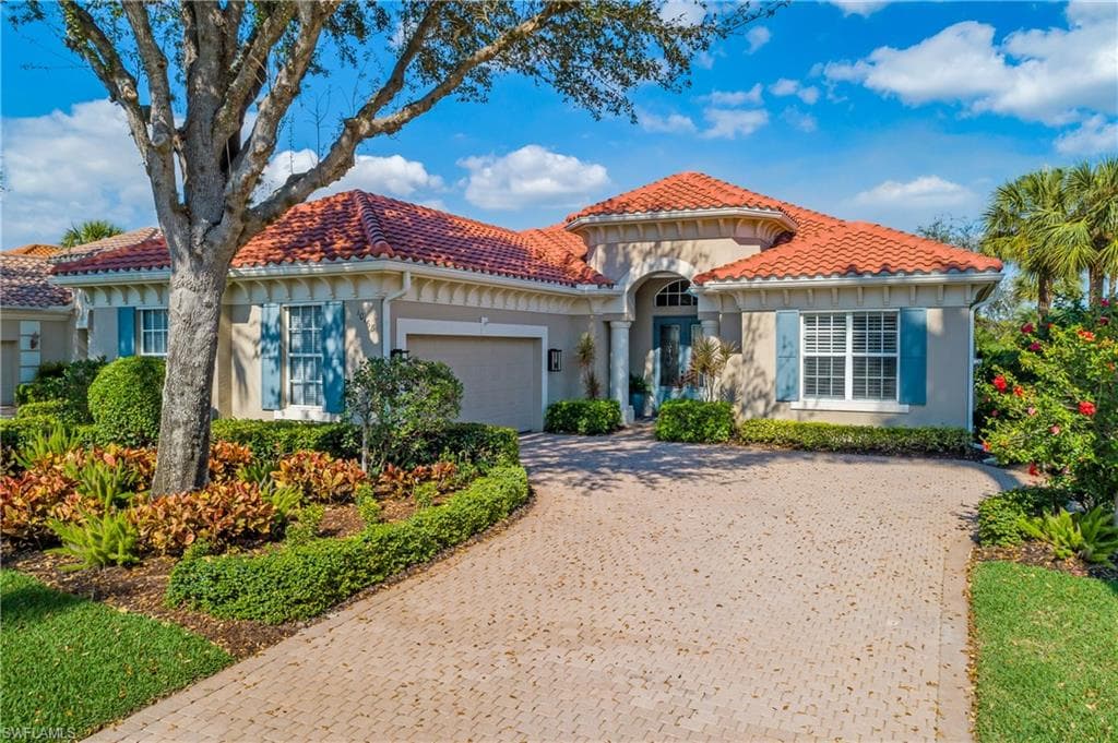 10168 Ginger Pointe CT ESTERO, FL 34135