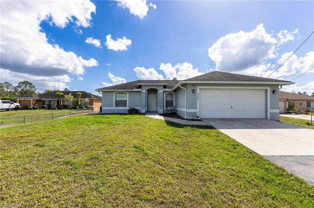 3660 43rd AVE NE NAPLES, FL 34120