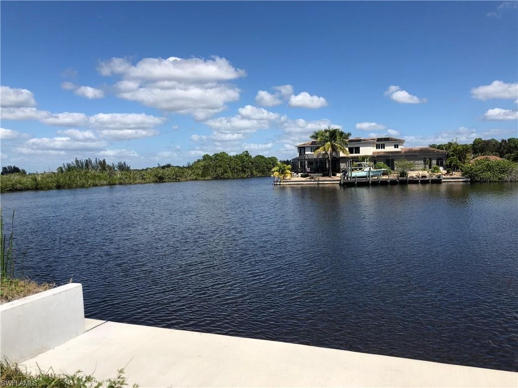 1727 NW 44th AVE CAPE CORAL, FL 33993