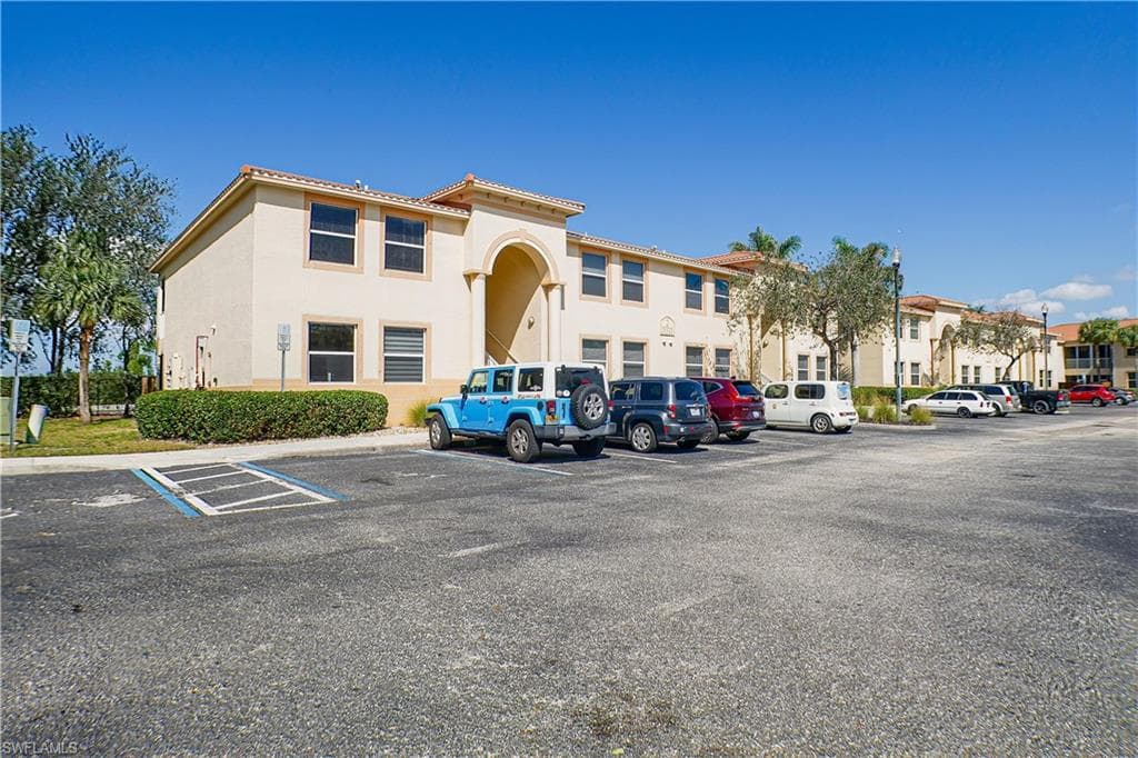 15369 bellamar CIR FORT MYERS, FL 33908
