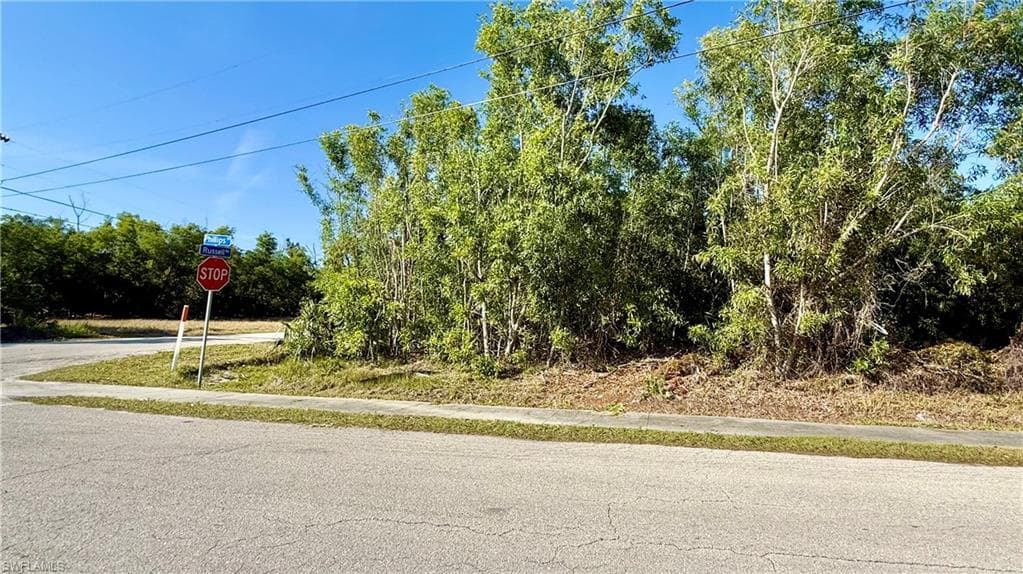 10806 Russell RD BOKEELIA, FL 33922
