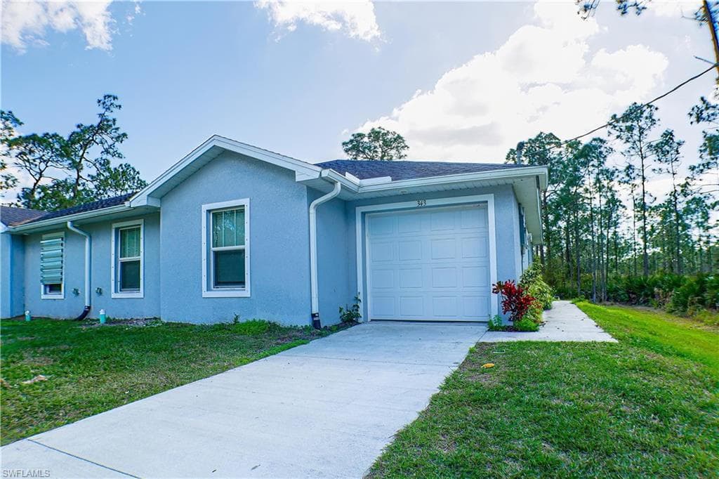 343 reeves ST LEHIGH ACRES, FL 33972