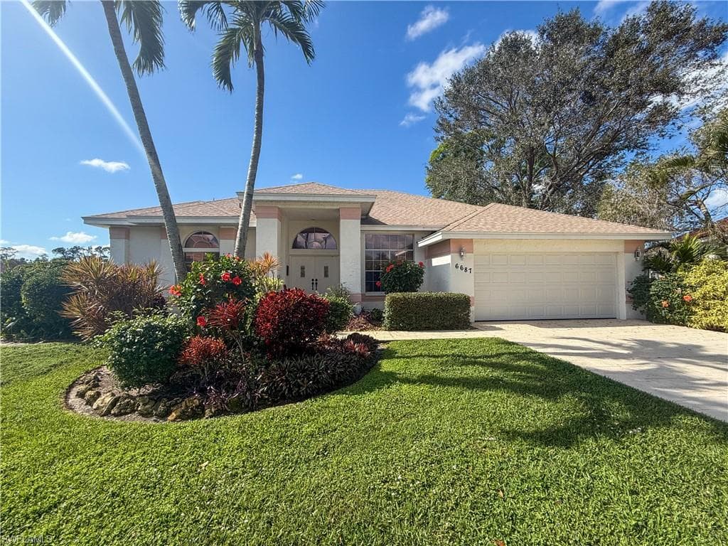 6687 Huntley LN S NAPLES, FL 34104