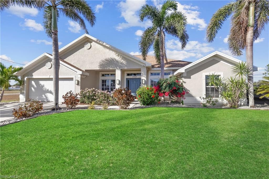 1505 S Gator CIR CAPE CORAL, FL 33909