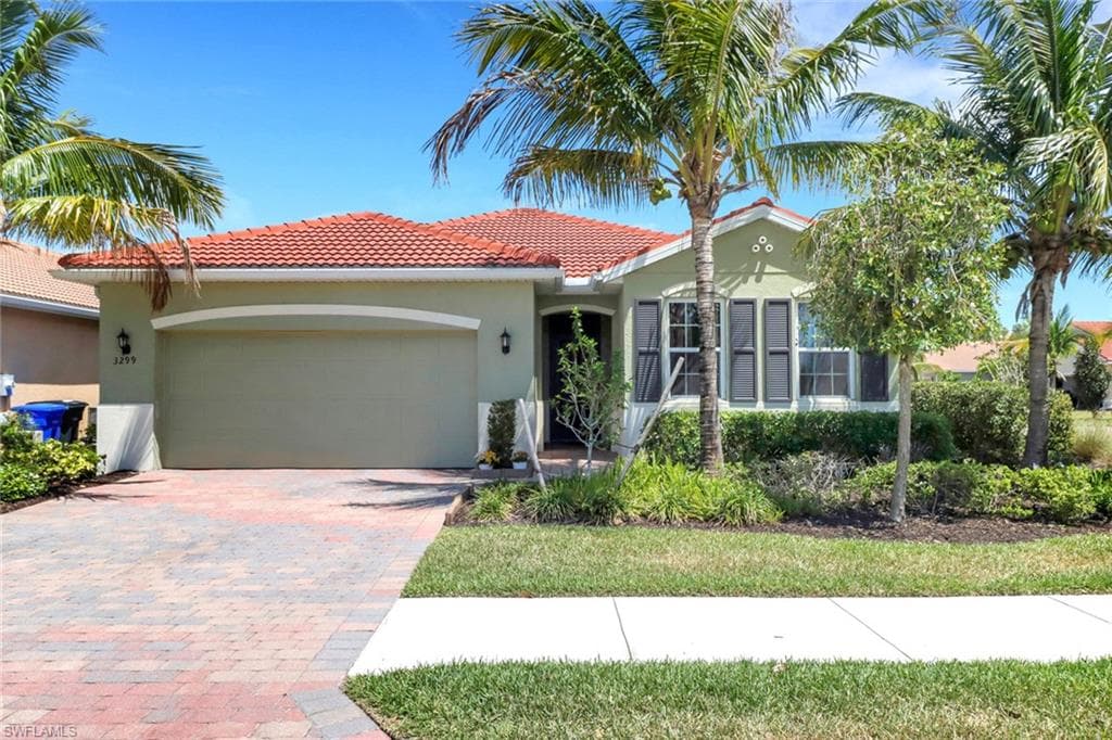 3299 Birchin LN FORT MYERS, FL 33916