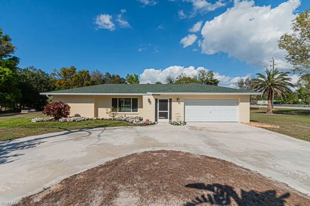 5625 Cedar Tree LN NAPLES, FL 34116