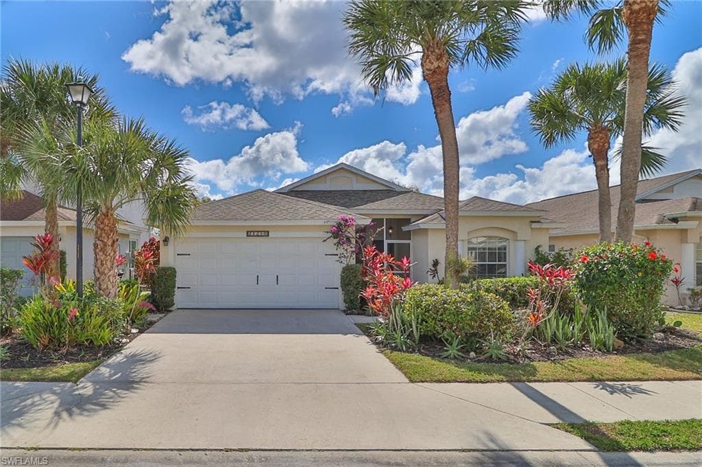 21216 Waymouth RUN ESTERO, FL 33928