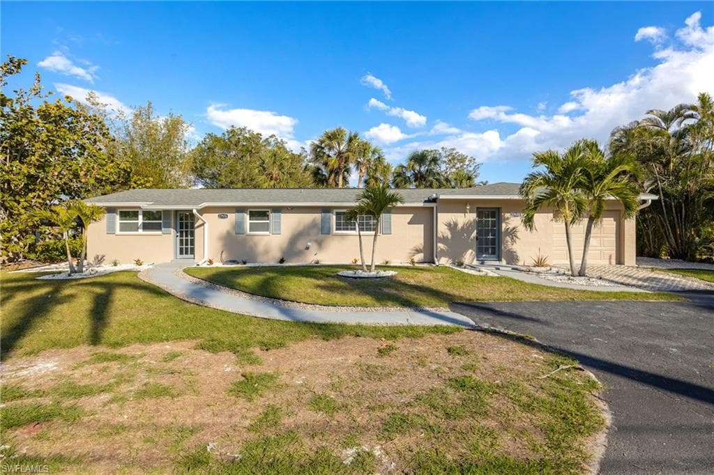 27576 Shore DR 578 BONITA SPRINGS, FL 34134