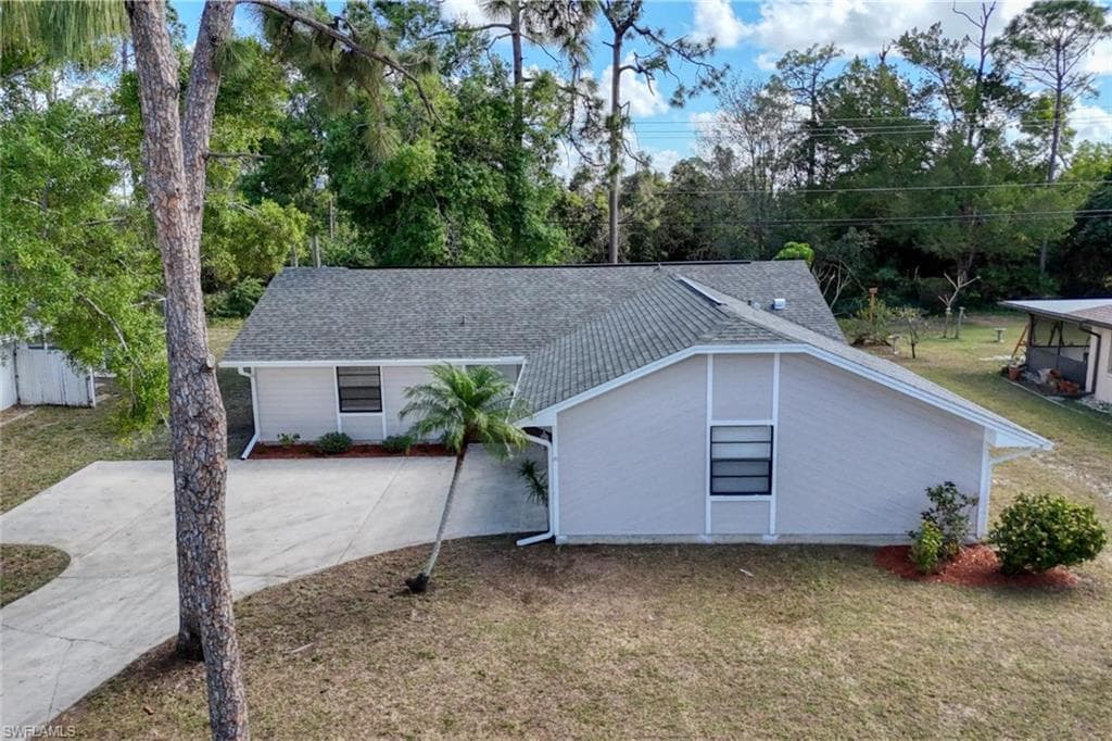8826 Fordham ST FORT MYERS, FL 33907