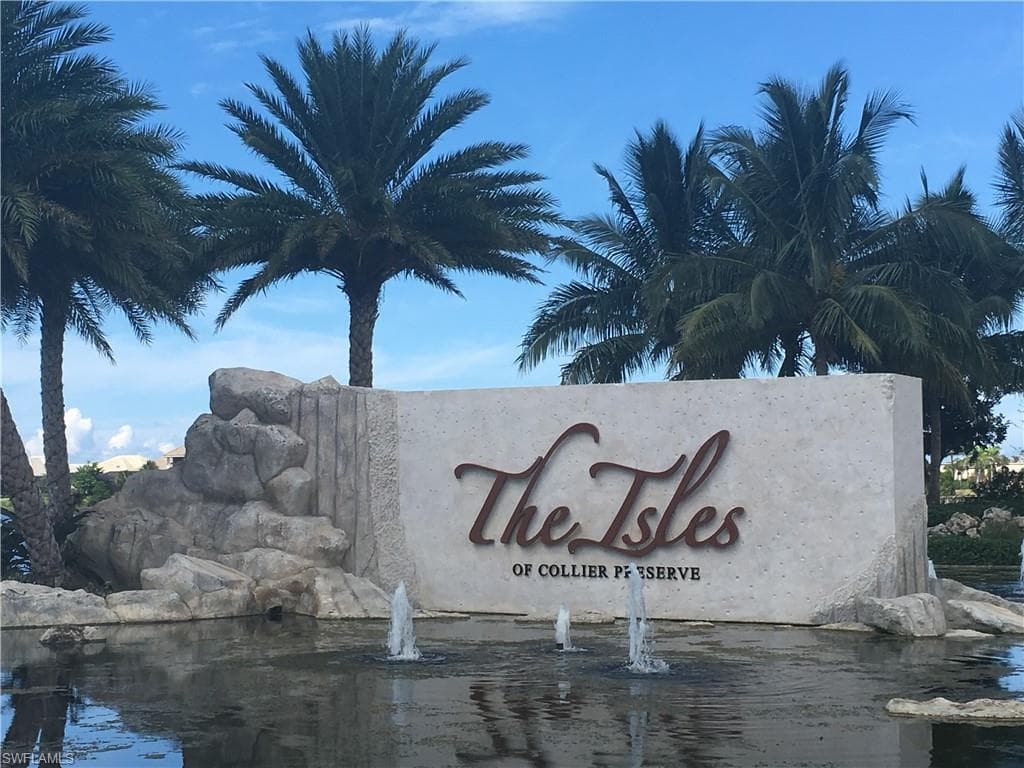 8865 Yucatan CT NAPLES, FL 34112