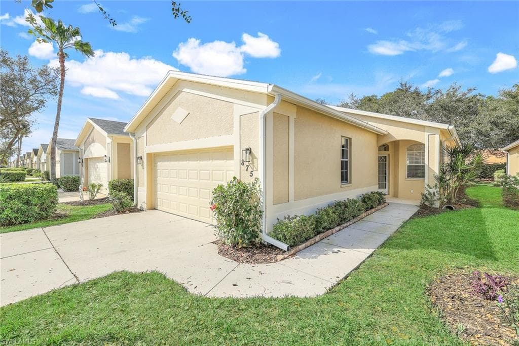 8755 Ibis Cove CIR NAPLES, FL 34119