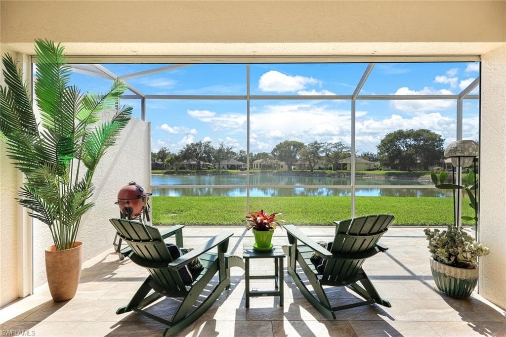 6936 Lone Oak BLVD NAPLES, FL 34109