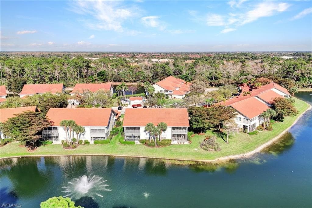 5360 Andover DR 101 NAPLES, FL 34110