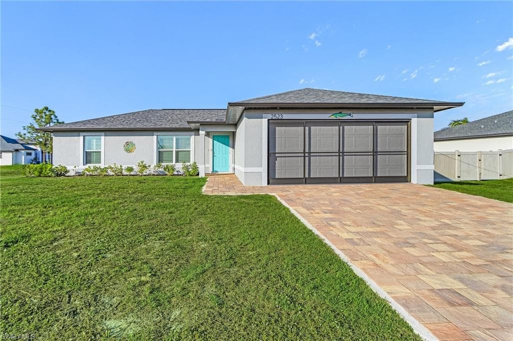 2523 NW 27th TER CAPE CORAL, FL 33993