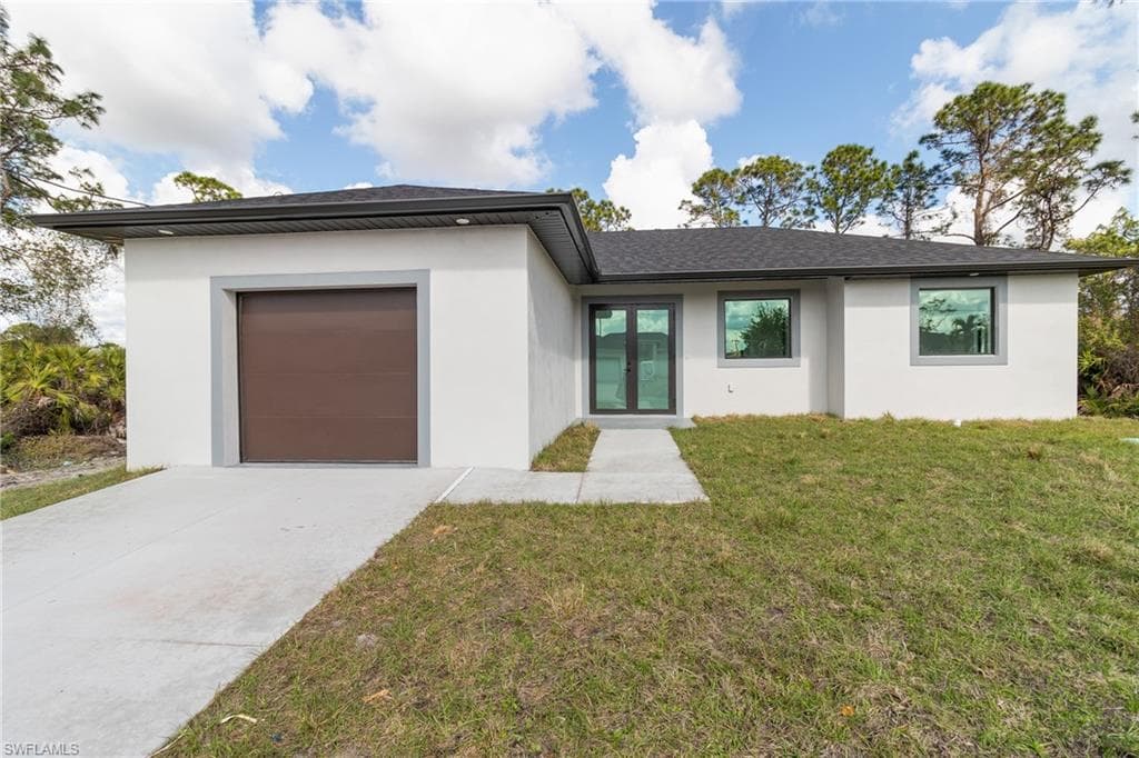 3004 2nd ST W LEHIGH ACRES, FL 33971