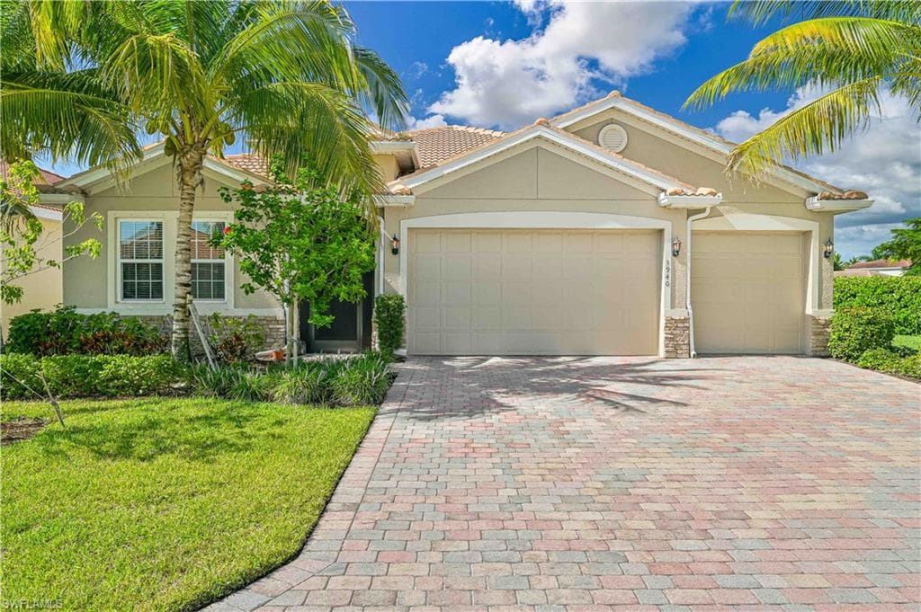 3940 Ashentree CT FORT MYERS, FL 33916
