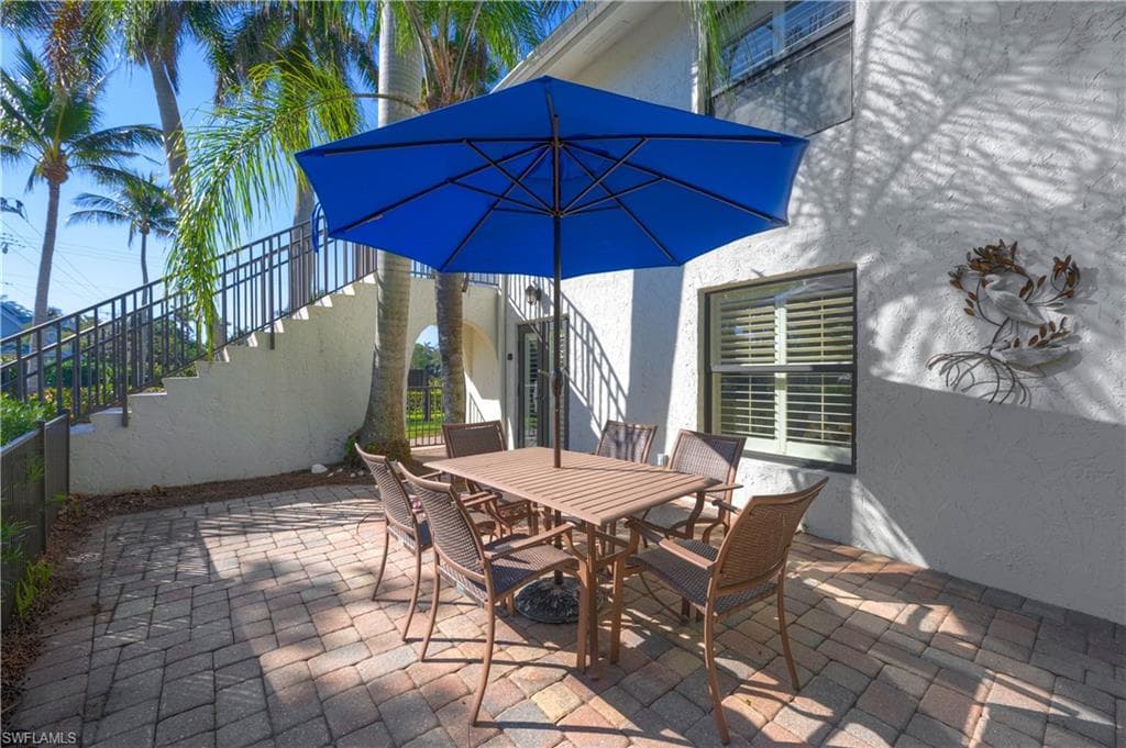 655 8th AVE S 3 NAPLES, FL 34102