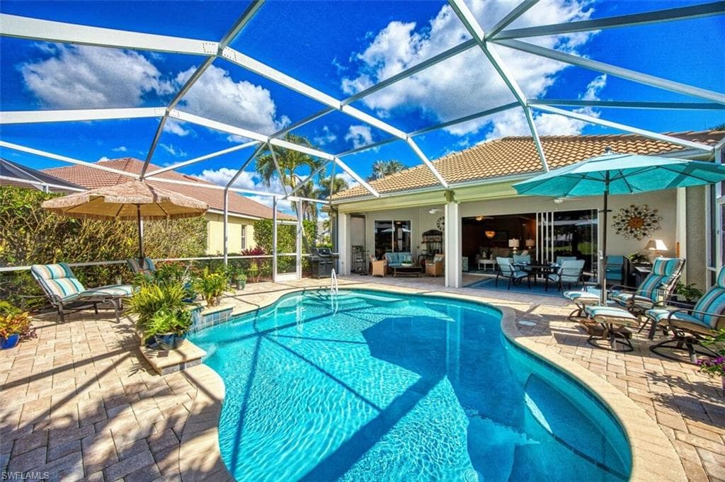 8311 Shorecrest DR FORT MYERS, FL 33912