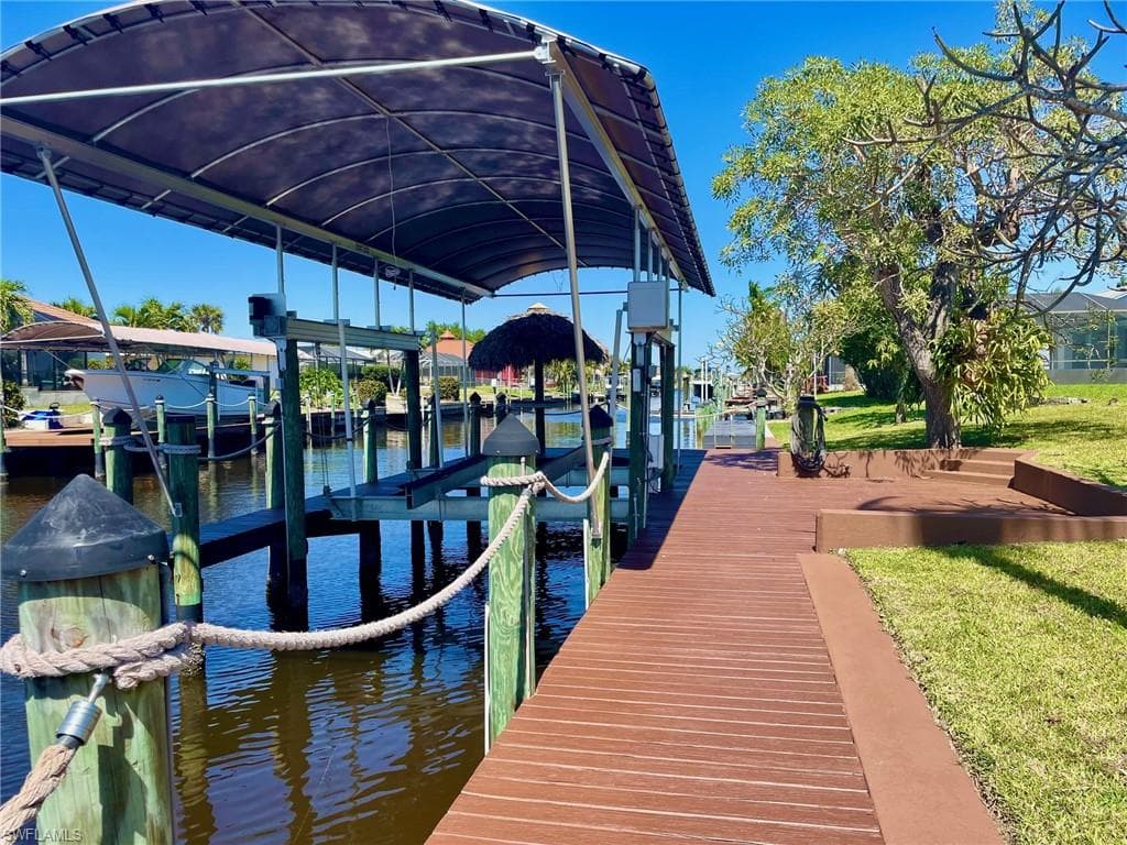 2912 SE 20th AVE CAPE CORAL, FL 33904