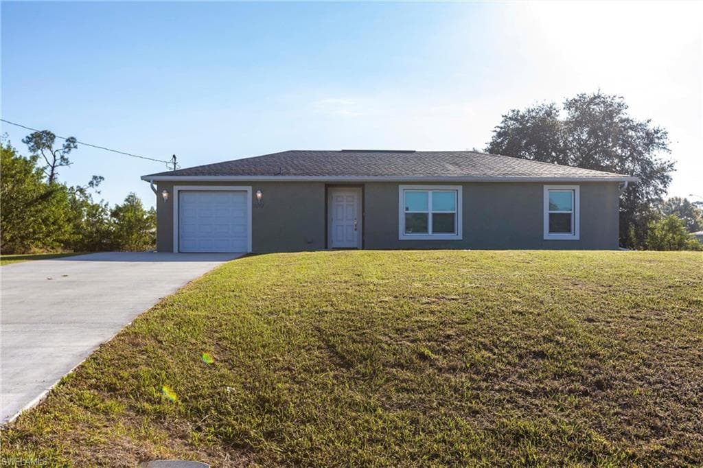 5061 N Obispo CIR LABELLE, FL 33935
