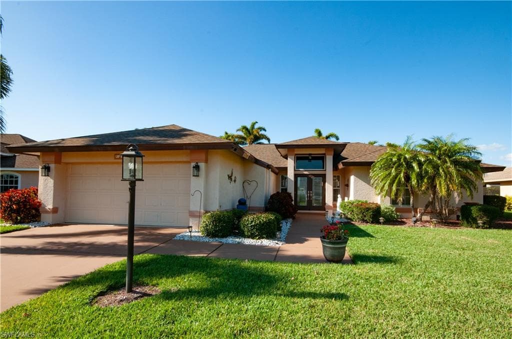 3940 Spring Garden LN ESTERO, FL 33928