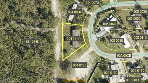 3686 Unique CIR FORT MYERS, FL 33908