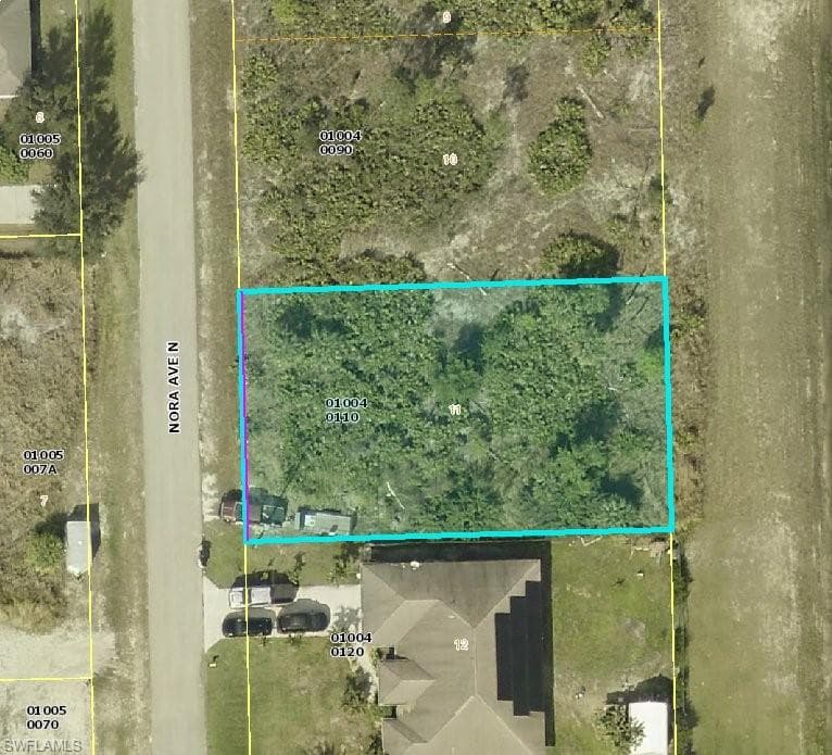 2812 NORA AVE N LEHIGH ACRES, FL 33971