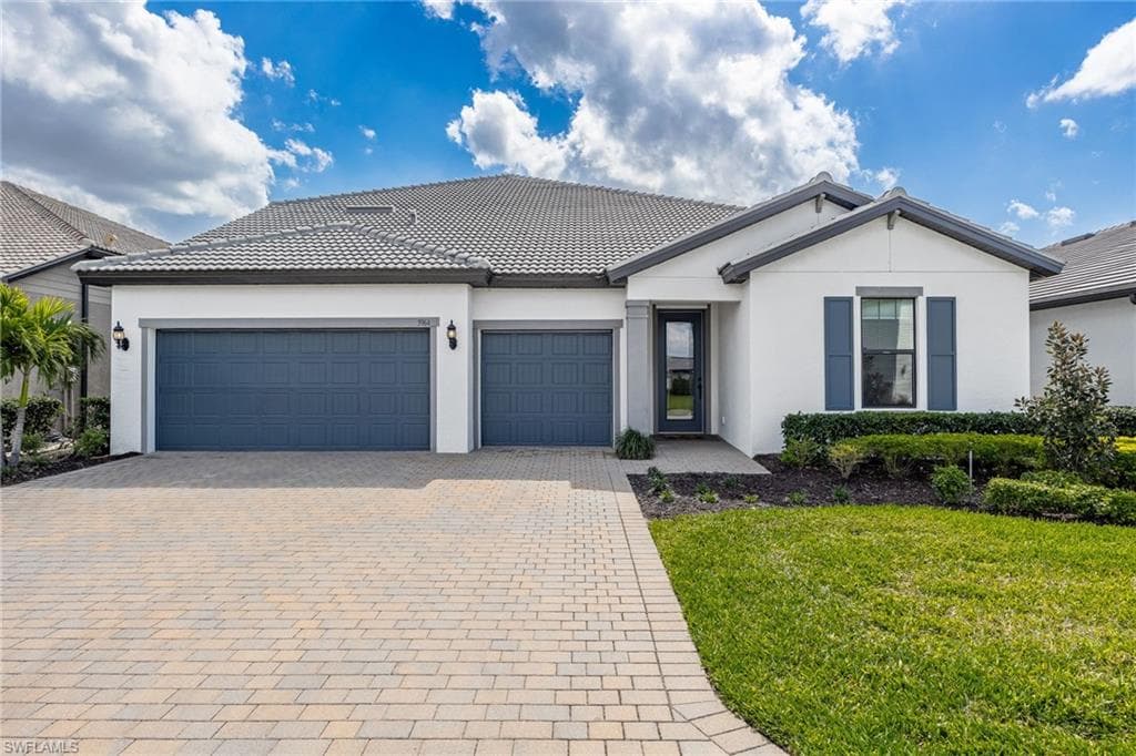 3964 Black Eagle LN FORT MYERS, FL 33966