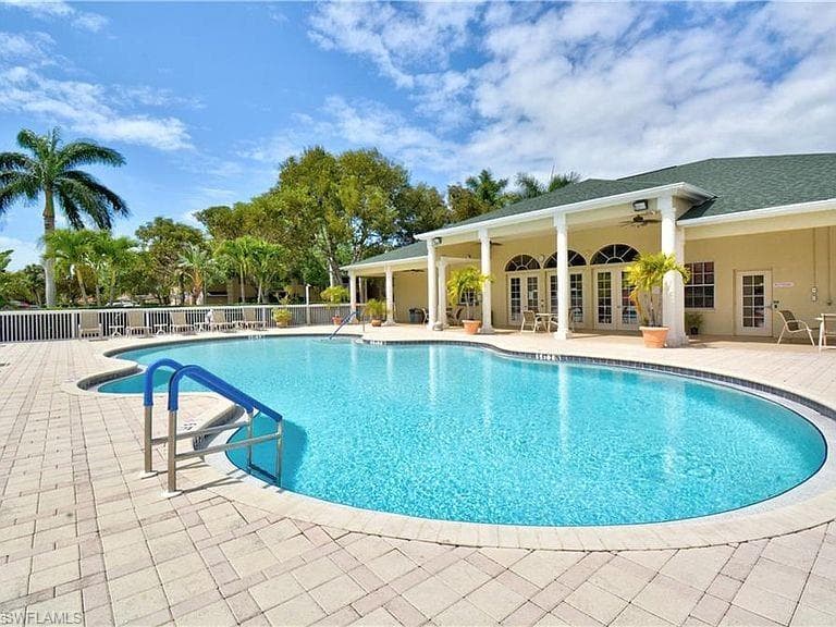 27099 Matheson AVE 102 BONITA SPRINGS, FL 34135
