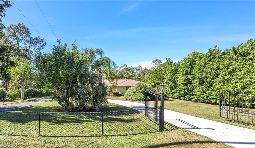 3241 68th ST SW NAPLES, FL 34105
