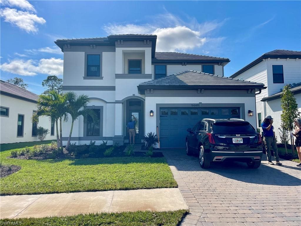 9449 Caymas TER NAPLES, FL 34114