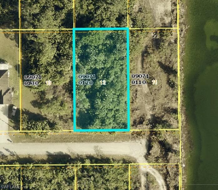 2502 15th ST W LEHIGH ACRES, FL 33971