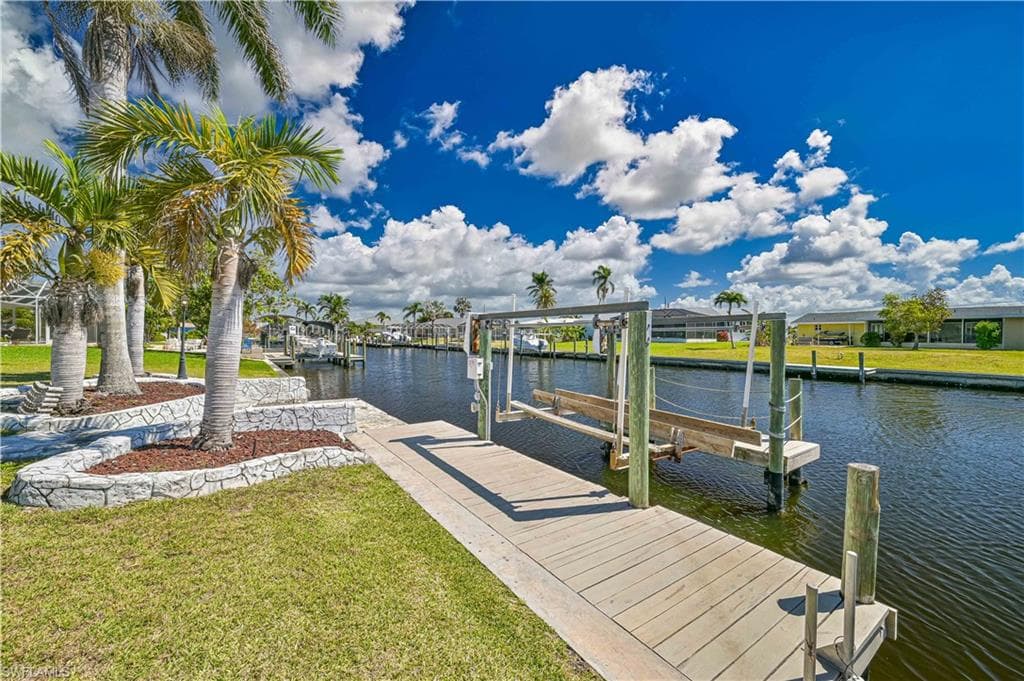4501 SE 1st AVE CAPE CORAL, FL 33904