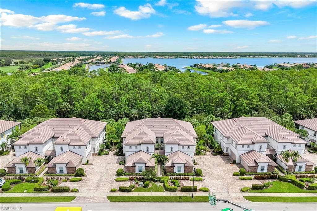 9532 Ironstone TER 8-102 NAPLES, FL 34120