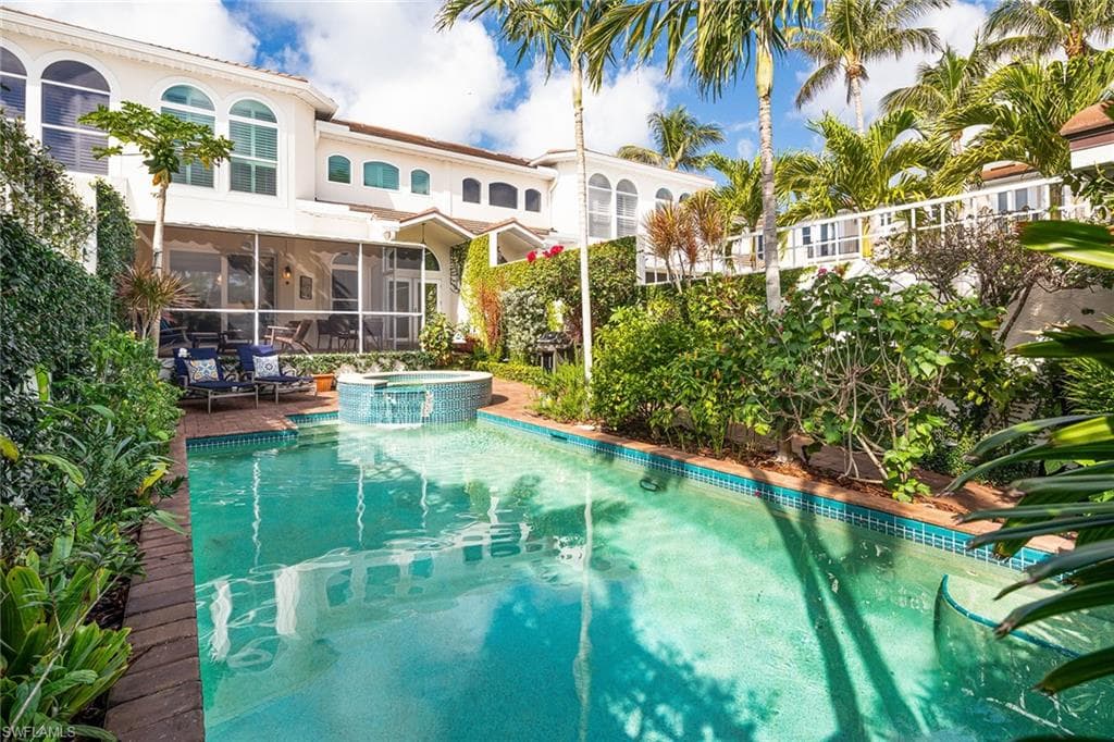 1130 6th ST S 6 NAPLES, FL 34102