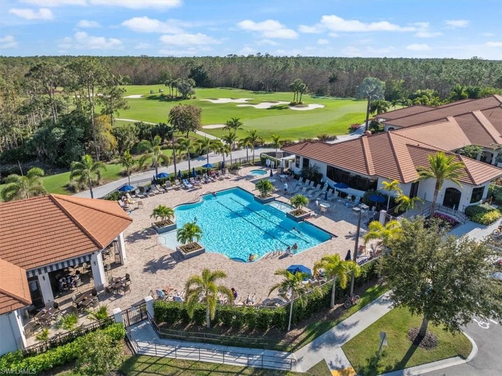 8420 Naples Heritage DR 1413 NAPLES, FL 34112