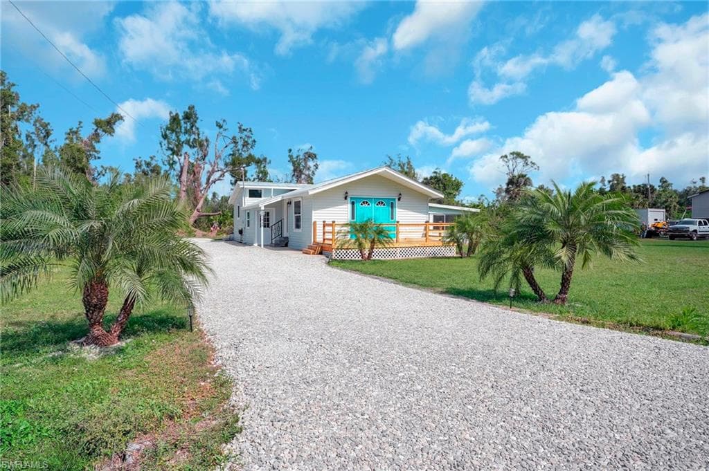 7448 Kreamers DR BOKEELIA, FL 33922