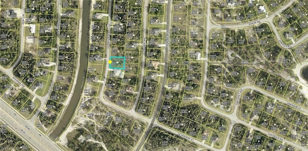 731 La Plata AVE LEHIGH ACRES, FL 33974
