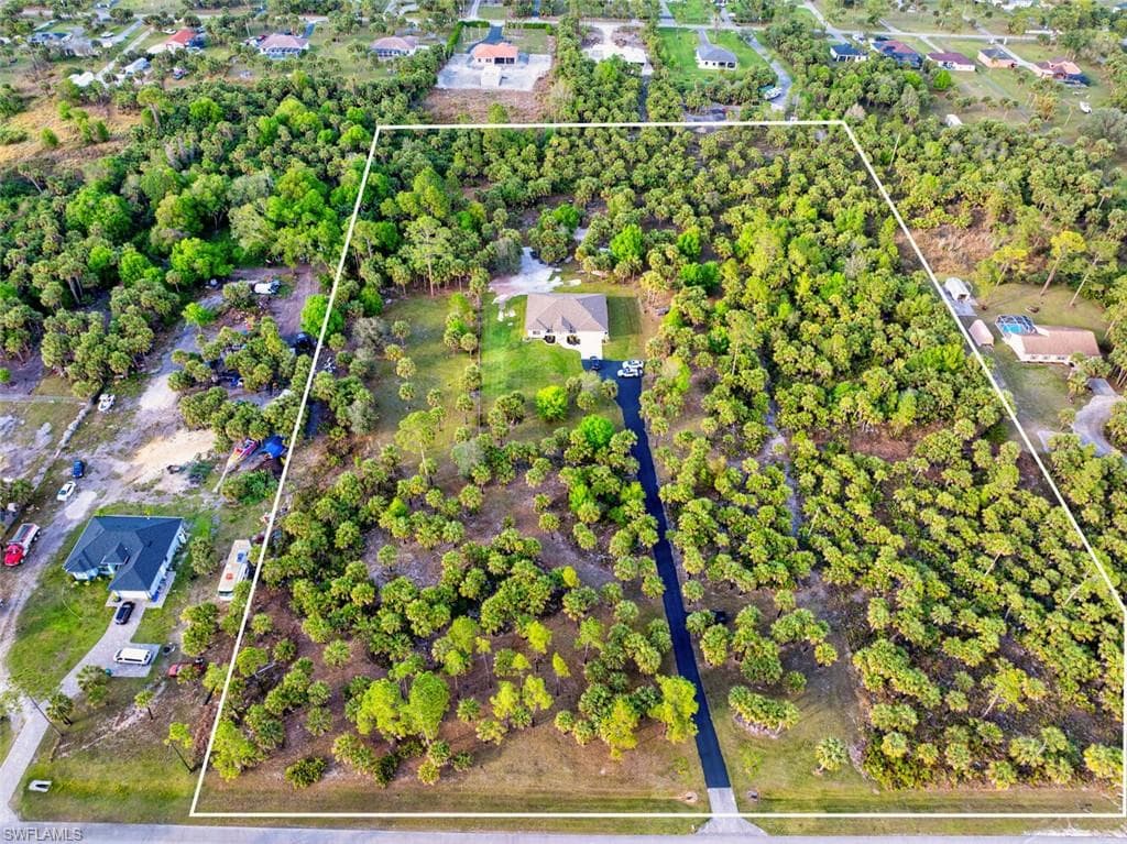 2735 20th AVE SE NAPLES, FL 34117