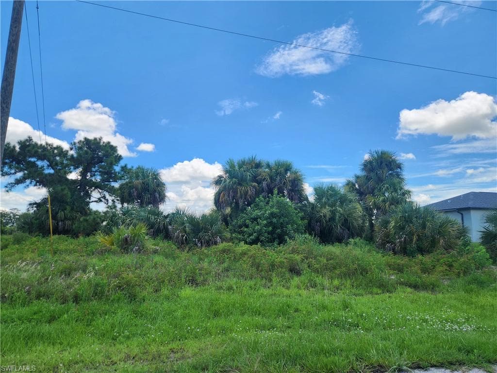 8029 Salem CIR LABELLE, FL 33935