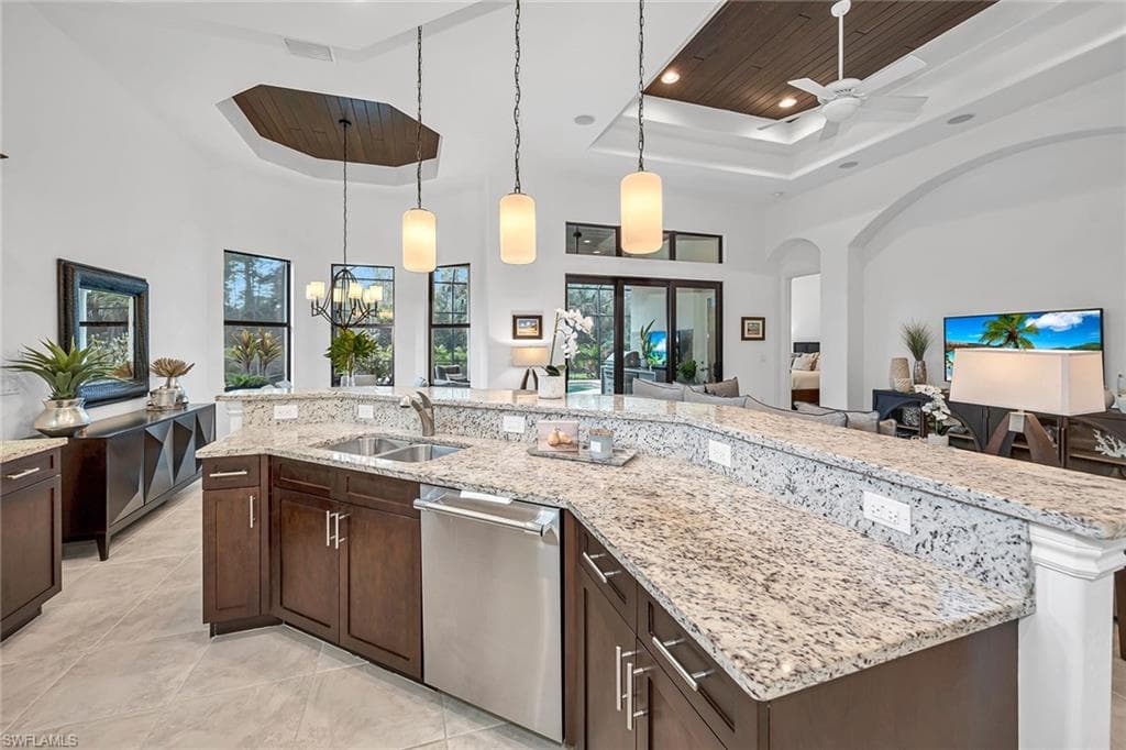6231 Brunello LN NAPLES, FL 34113