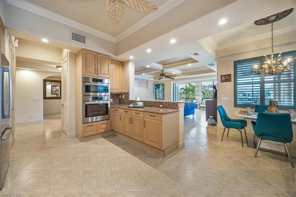 501 Avellino Isles CIR 39202 NAPLES, FL 34119