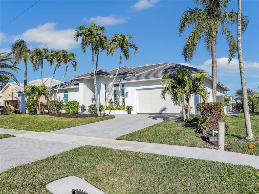 111 June CT MARCO ISLAND, FL 34145