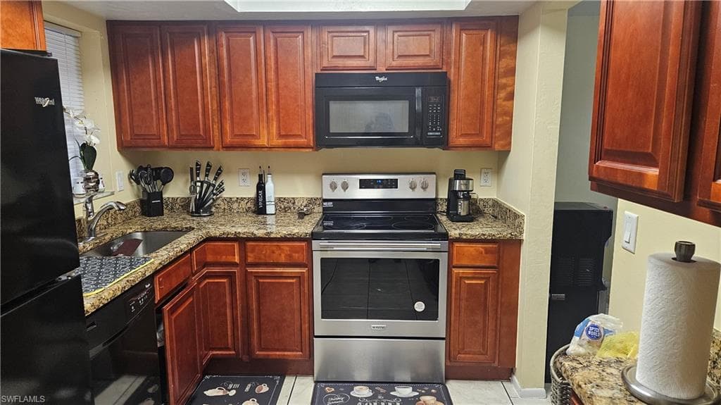2141 SE 15th PL 109 CAPE CORAL, FL 33990