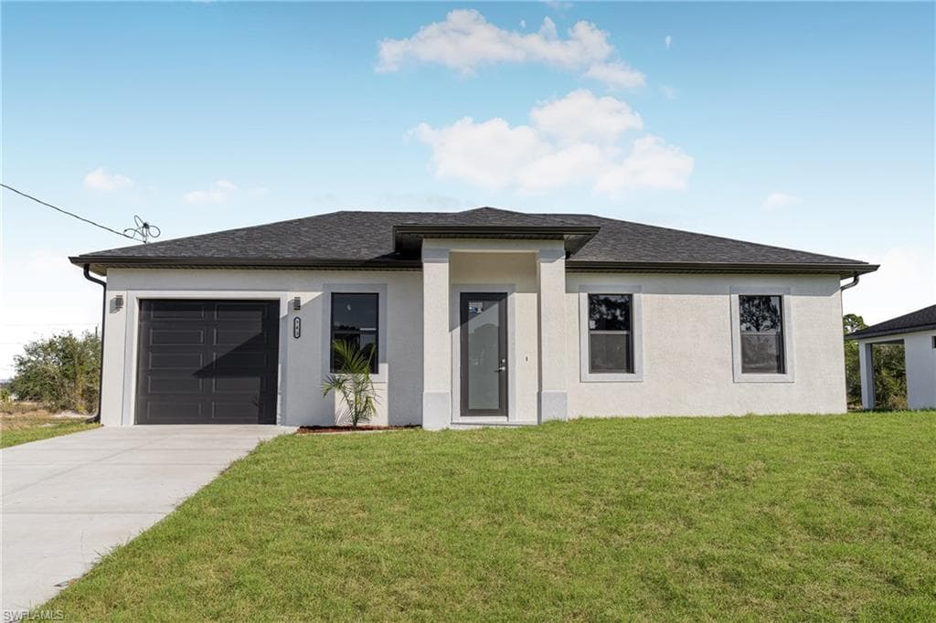 543 Trinity ST E LEHIGH ACRES, FL 33974