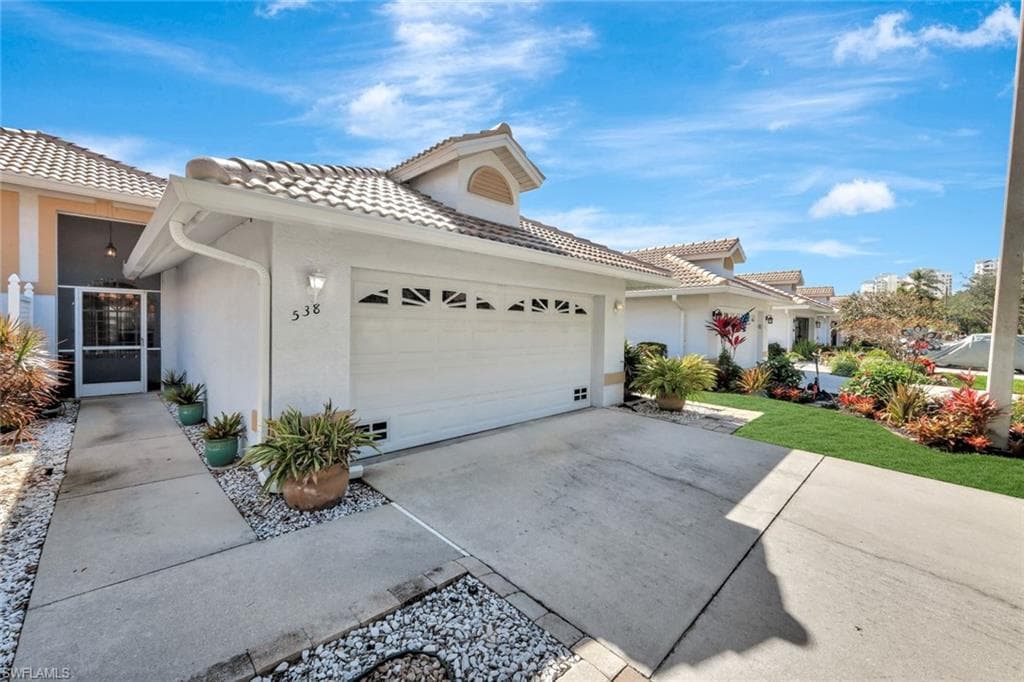 538 Captn Kate CT 25 NAPLES, FL 34110