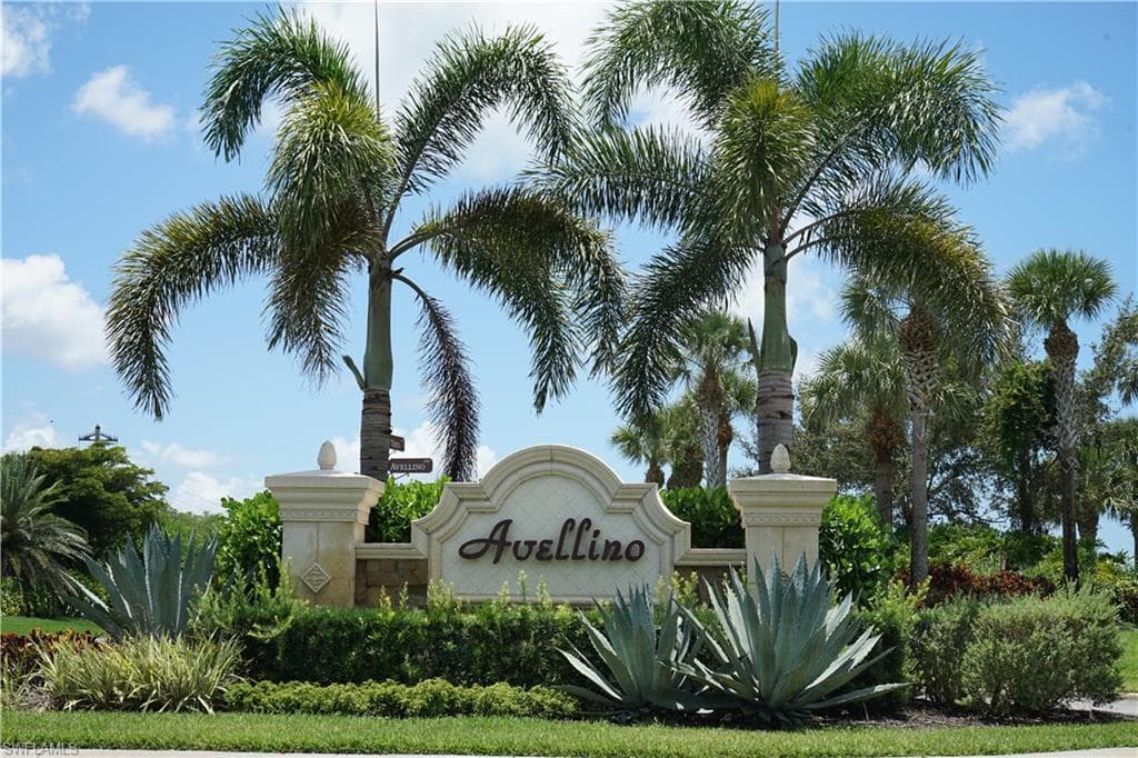 9514 Avellino WAY 2111 NAPLES, FL 34113