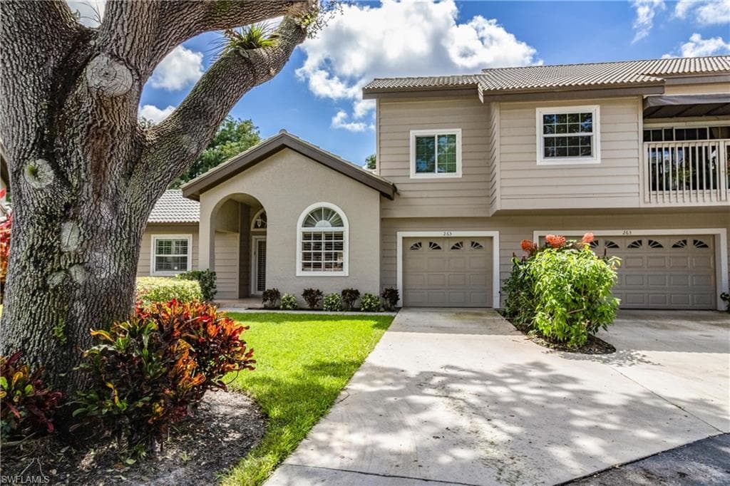 265 Perignon PL 1 NAPLES, FL 34119