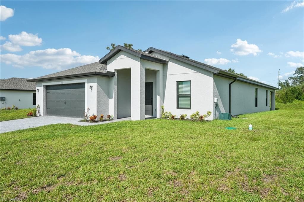 812 Gen D Macarthur AVE LABELLE, FL 33935